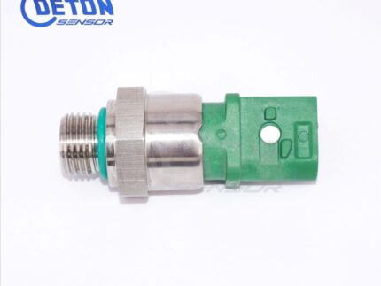 Oil Pressure Sensor for Mercedes-Benz Actros OE A010 153 0228
